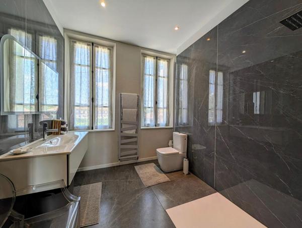 Maison bourgeoise de 140 m2 avec piscine sur terrain de 1384 m²