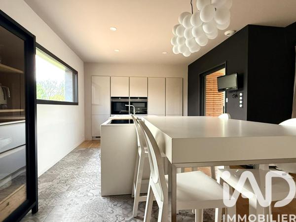 Maison à vendre 4 pièces 158 m² Pont-Saint-Esprit