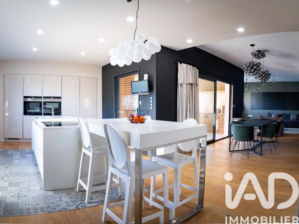 Maison à vendre 4 pièces 158 m² Pont-Saint-Esprit