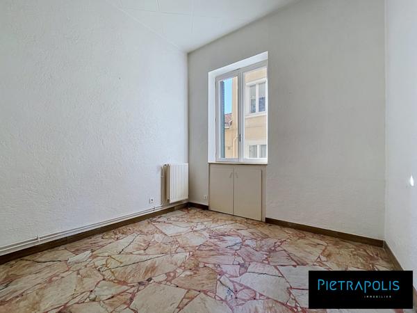 PLEIN CENTRE DE SAINTE FOY LES LYON, APPARTEMENT T3