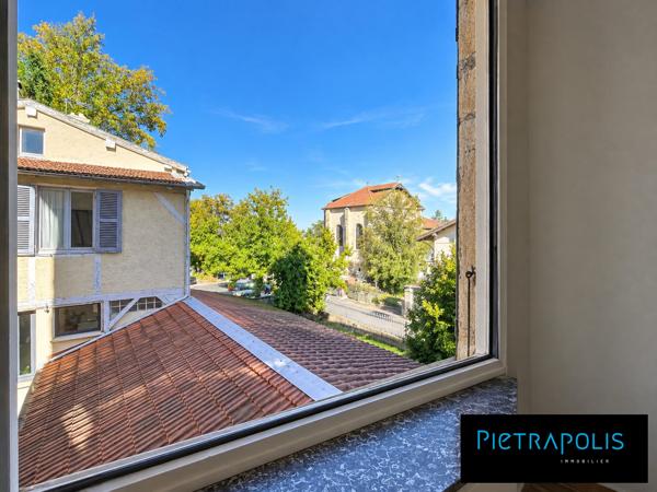 PLEIN CENTRE DE SAINTE FOY LES LYON, APPARTEMENT T3