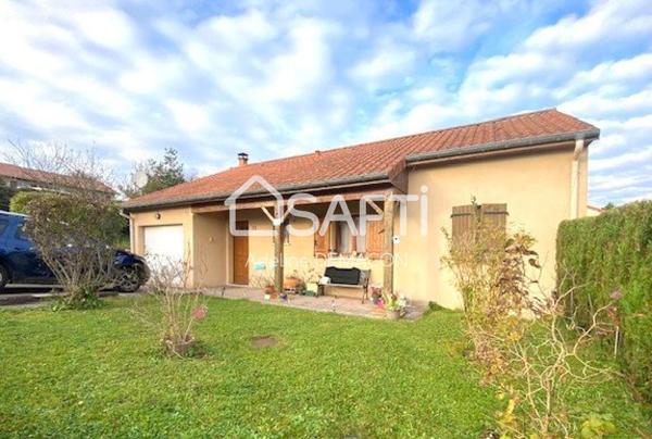 MAISON PLAIN-PIED 3 CHAMBRES AVEC GARAGE ET JARDIN