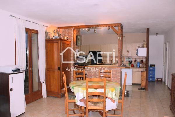 MAISON PLAIN-PIED 3 CHAMBRES AVEC GARAGE ET JARDIN