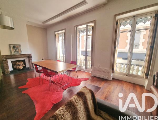 Location appartement 2 pièces 92 m² Voiron