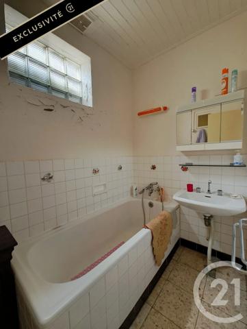 Maison à vendre  5 pièces - 107,17 m 2   SALVIAC  - 46