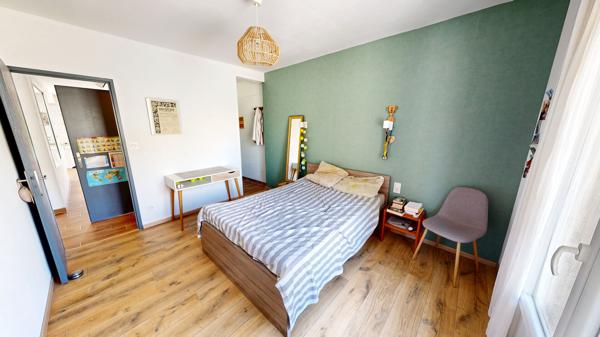 Vinassan, Villa familiale 6 chambres, garage, piscine, terrain 1545m²
