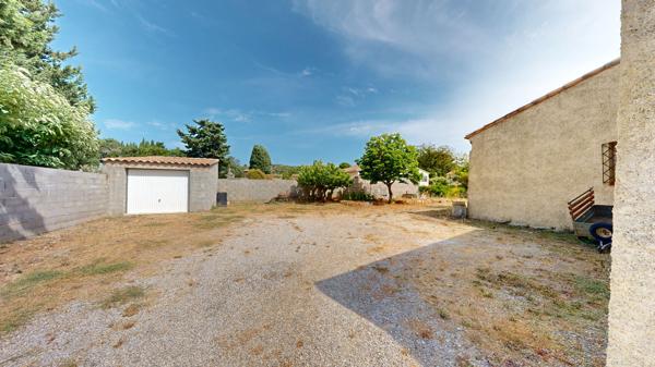 Vinassan, Villa familiale 6 chambres, garage, piscine, terrain 1545m²