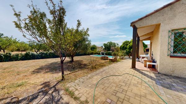 Vinassan, Villa familiale 6 chambres, garage, piscine, terrain 1545m²