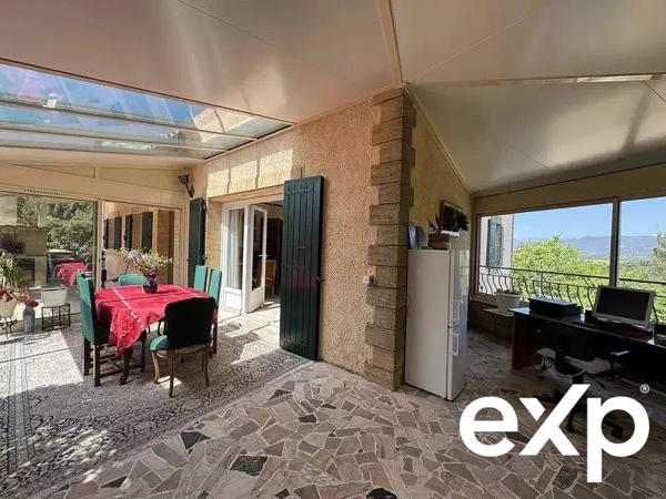 Grande villa - idéal 2 familles ou revenus locatifs