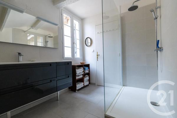 Maison à vendre  4 pièces - 93 m 2   MONTAGNAC  - 34