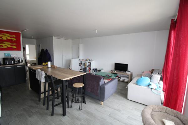 A LOUER LONGVIC - Appartement T3 66.22 m²