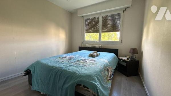 Sur la commune de Châlons-en-Champagne - secteur Verbeau, venez découvrir cette maison à usage ...