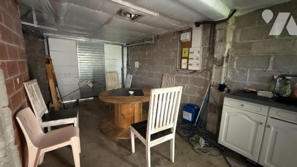 Sur la commune de Châlons-en-Champagne - secteur Verbeau, venez découvrir cette maison à usage ...