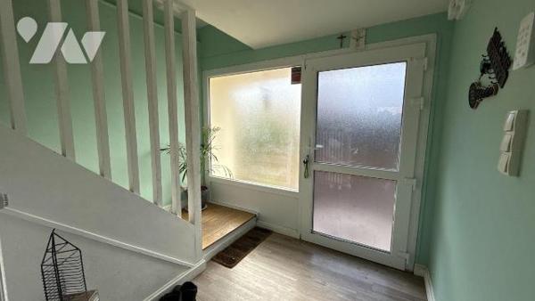 Sur la commune de Châlons-en-Champagne - secteur Verbeau, venez découvrir cette maison à usage ...