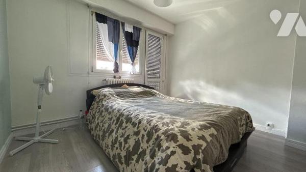 Sur la commune de Châlons-en-Champagne - secteur Verbeau, venez découvrir cette maison à usage ...