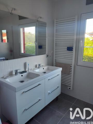 Maison à vendre 4 pièces 127 m² Briscous