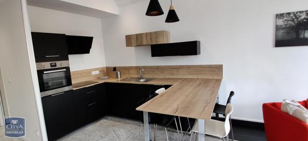 Appartement à louer 1 pièce 38.75m²