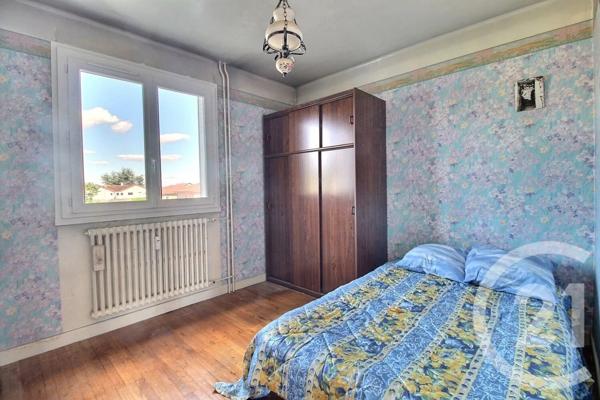 Appartement F5 à vendre  5 pièces - 82,30 m 2   BEYNOST  - 01