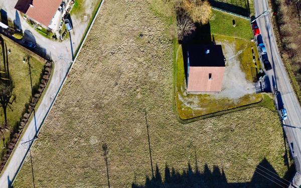 Maison à vendre    7 pièces • 167,26 m2 Saint-Geoire-en-Valdaine