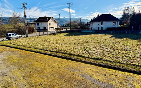 Maison à vendre    7 pièces • 167,26 m2 Saint-Geoire-en-Valdaine