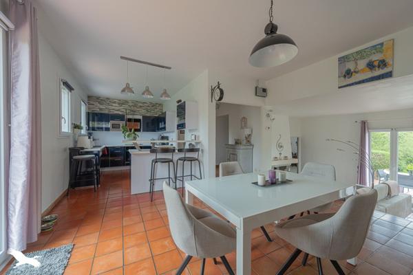 Maison à vendre |  Daux |  5 pièces | 123 m²