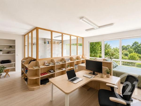 Appartement T4 à vendre  5 pièces - 155,34 m 2   BOURG EN BRESSE  - 01