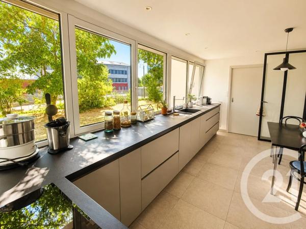 Appartement T4 à vendre  5 pièces - 155,34 m 2   BOURG EN BRESSE  - 01