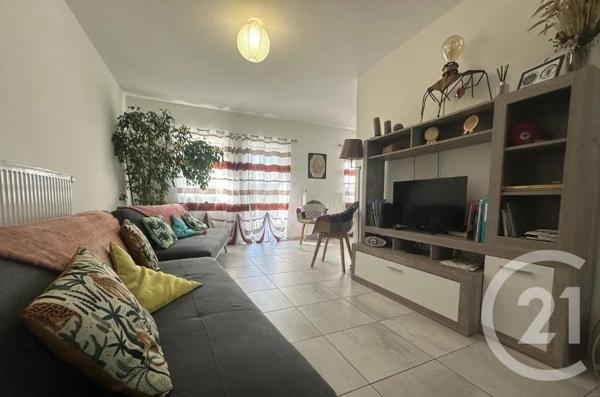 Maison à vendre  6 pièces - 152,46 m 2   PERONNAS  - 01