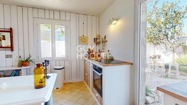 À vendre - Maison  de plain-pied à 200 m du port