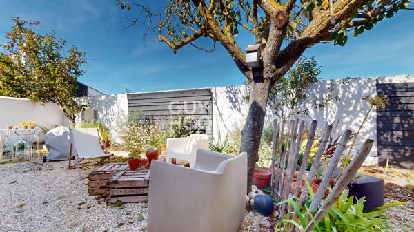 À vendre - Maison  de plain-pied à 200 m du port