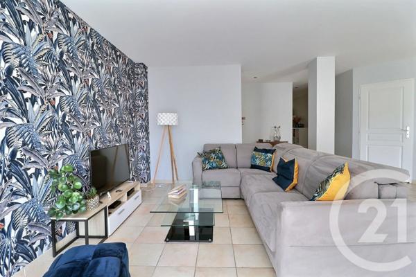 Appartement F3 à vendre  3 pièces - 84,28 m 2   AMBERIEU EN BUGEY  - 01