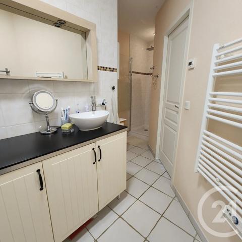 Appartement F3 à vendre  3 pièces - 84,28 m 2   AMBERIEU EN BUGEY  - 01