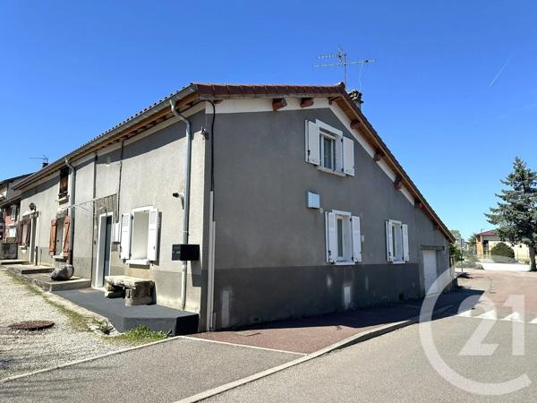 Appartement F5 à vendre  5 pièces - 111 m 2   LAGNIEU  - 01