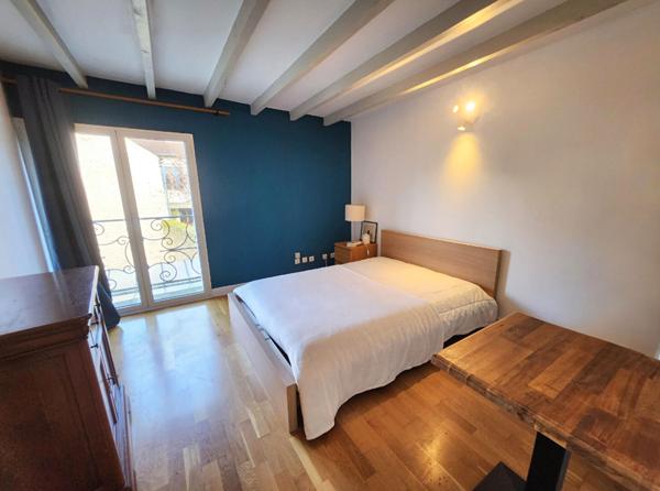 Maison Dourdan 8 pièces de 260 m2 habitable ! Cadre historique !