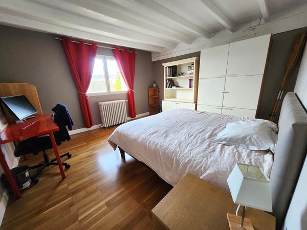 Maison Dourdan 8 pièces de 260 m2 habitable ! Cadre historique !