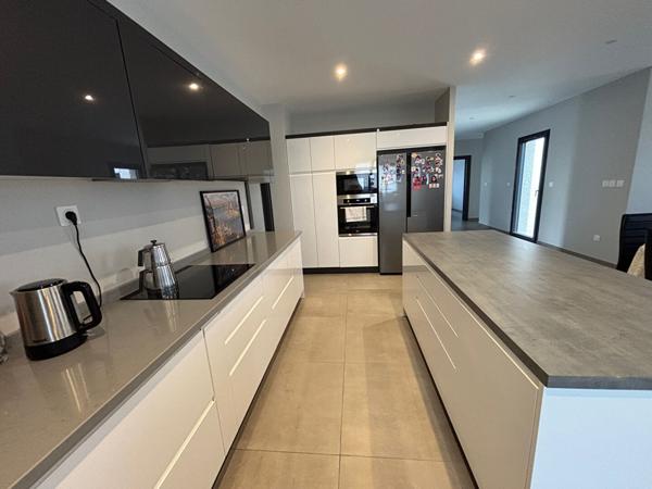 Maison Nevers 5 pièce(s) 157 m2