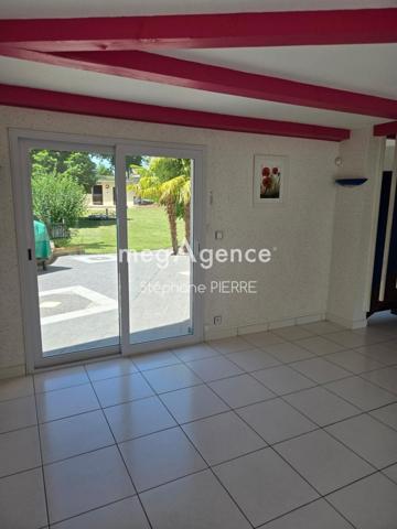 Maison à DOMERAT, 03410 - 7 pièces 166m²