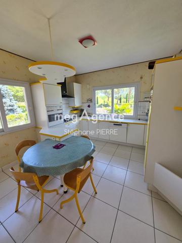 Maison à DOMERAT, 03410 - 7 pièces 166m²