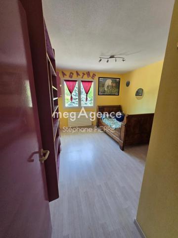 Maison à DOMERAT, 03410 - 7 pièces 166m²