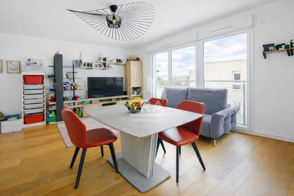 Appartement Issy Les Moulineaux 3 pièce(s) 67 m2, parking, résidence de 2018