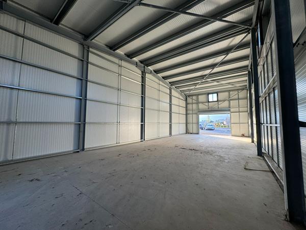 Entrepôt / local industriel Biguglia 1 pièce(s) 170 m2