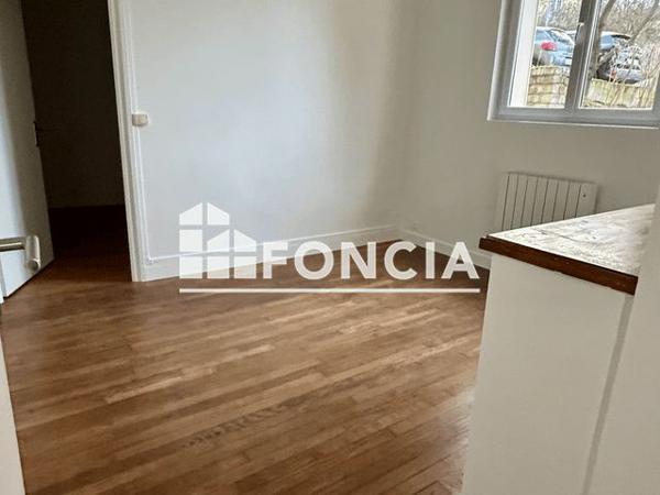Location Appartement 2 pièces 34.97 m² - 3 RUE LA FAMILLE SALOMON Mantes La Jolie 78200