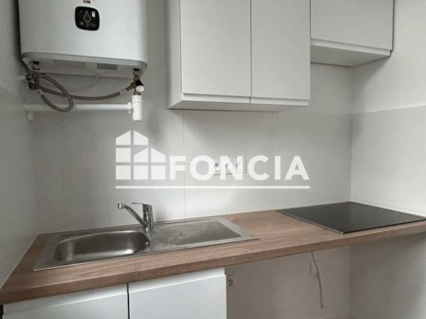 Location Appartement 2 pièces 34.97 m² - 3 RUE LA FAMILLE SALOMON Mantes La Jolie 78200