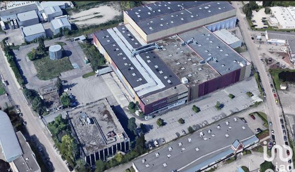 Atelier à vendre 4 000 m² Pont-Sainte-Marie