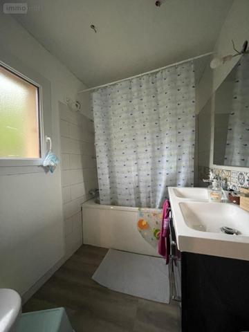 Maison à vendre à Saint-Mars-la-Brière dans la Sarthe (72470), ref : 72033-384