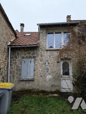 PROCHE NEUILLY ST FRONT - BELLE PETITE MAISON FRAICHEMENT RENOVEE