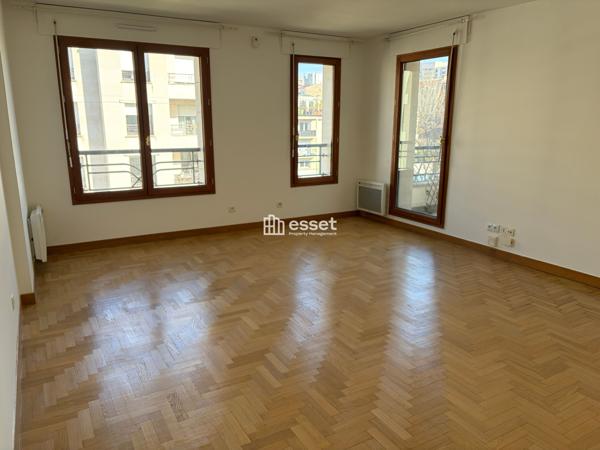 Location Appartement 4 pièces 98.44 m² - Courbevoie 92400