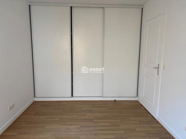 Location Appartement 4 pièces 98.44 m² - Courbevoie 92400