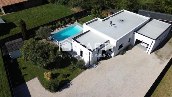 Maison contemporaine de plain-pied- aucun travaux-cadre paisible