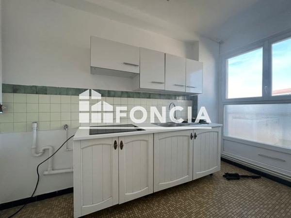 Location Studio 43 m² - 25 RUE CIRCULAIRE Le Vesinet 78110